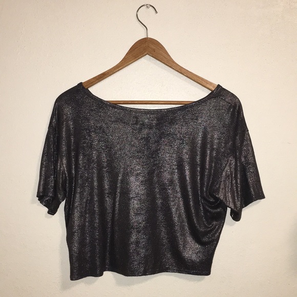 3/$15 Hollister metallic crop top - Picture 3 of 4